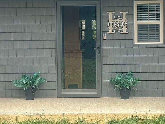 5th image of 335 Winford Dr