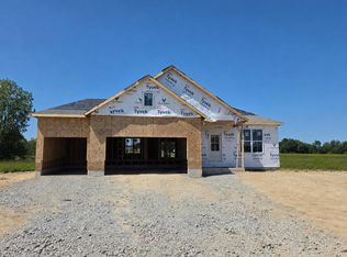 2754 Calabria Ln, Valparaiso, IN 46385