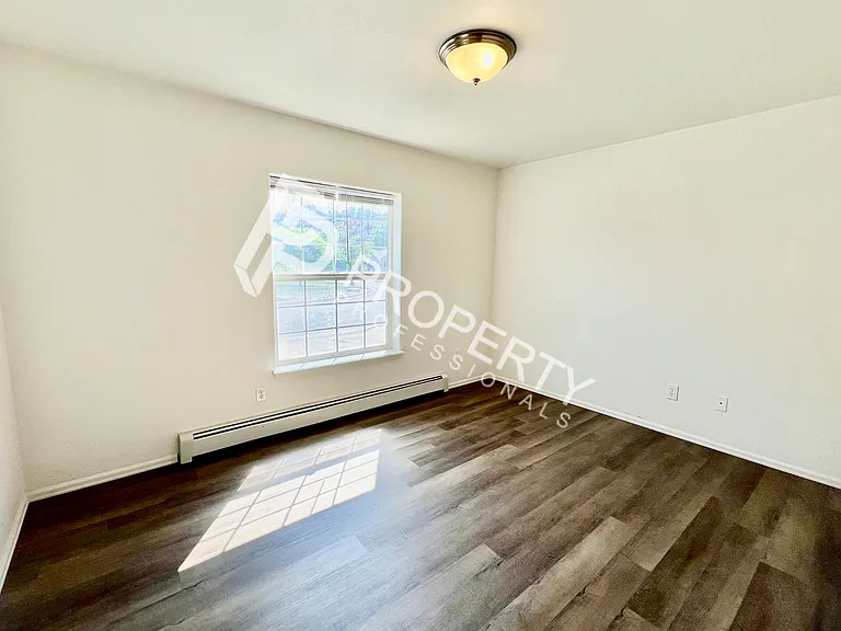316 Columbine Dr — Photo 13