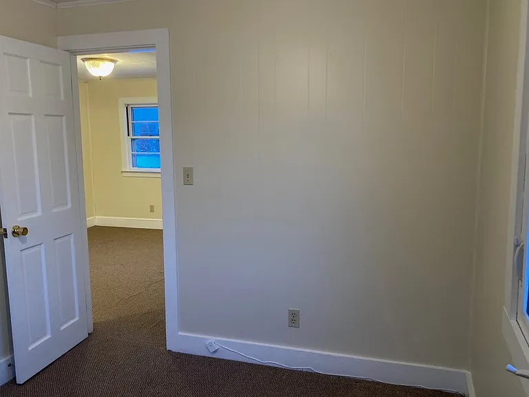 31 W Old Orchard Ave #D — Photo 4