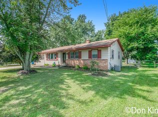 6111 Bittersweet Dr NE, Belmont, MI 49306