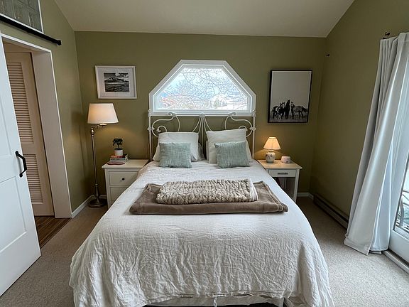 3rd image of 251 Slate River Dr Unit 10
