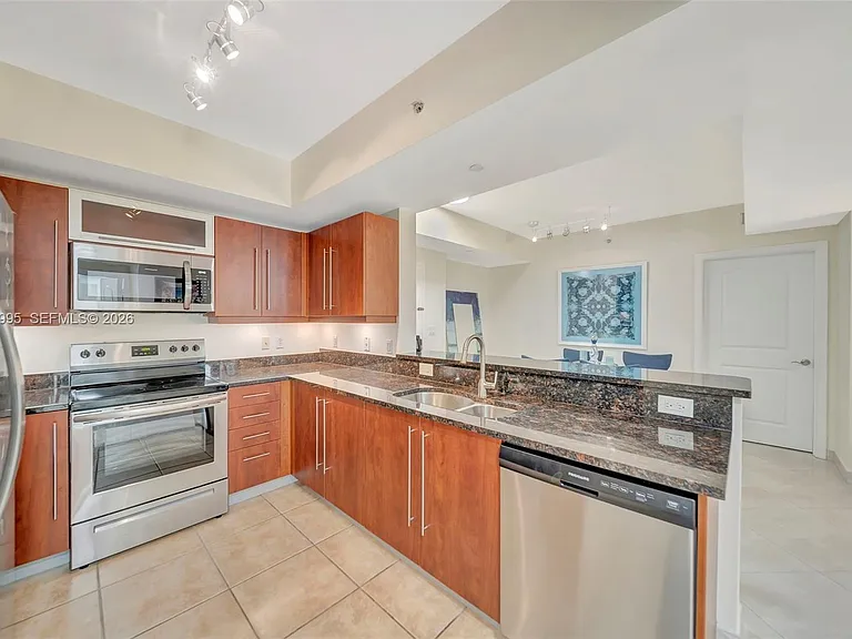 7355 SW 89th St #728N — Photo 5