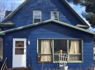 503 Thackery St, Redgranite, WI 54970