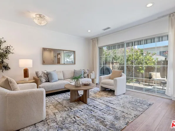 611 9th St Unit 2, Santa Monica, CA 90402