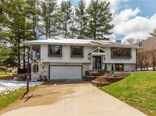 4700 Pommel Pl, West Des Moines, IA 50265