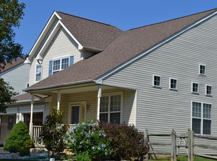 41 Primrose Dr, Bear, DE 19701