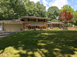 6265 Carriage Ln, Ottawa Lake, MI 49267