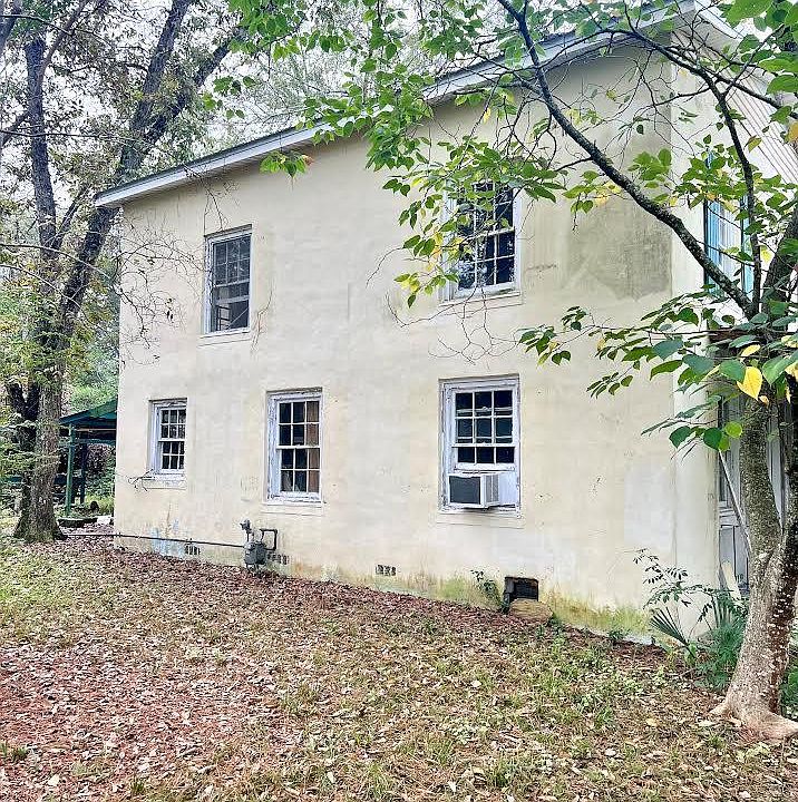 2nd image of 1657 3rd Ave