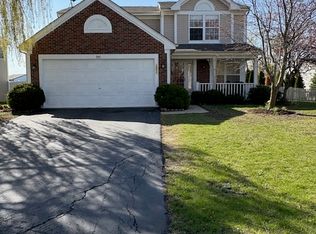 941 Deer Trl, Round Lake Beach, IL