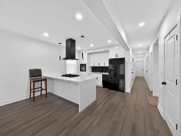 328 N Lockwood Ave #1 — Photo 14