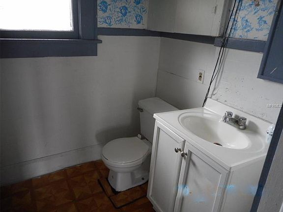 3rd image of 2615 N Florida Ave