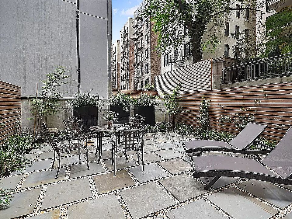 1st image of 44 E End Ave Townhouse 1