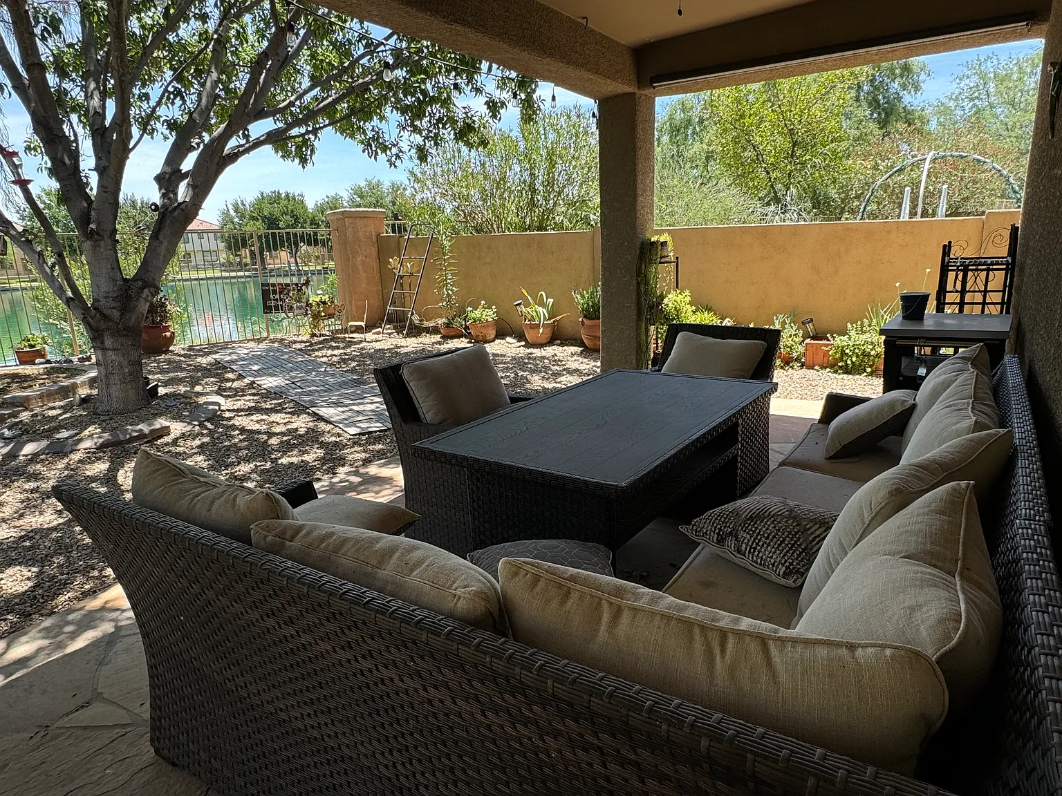 Luxury Lake House — Photo 3