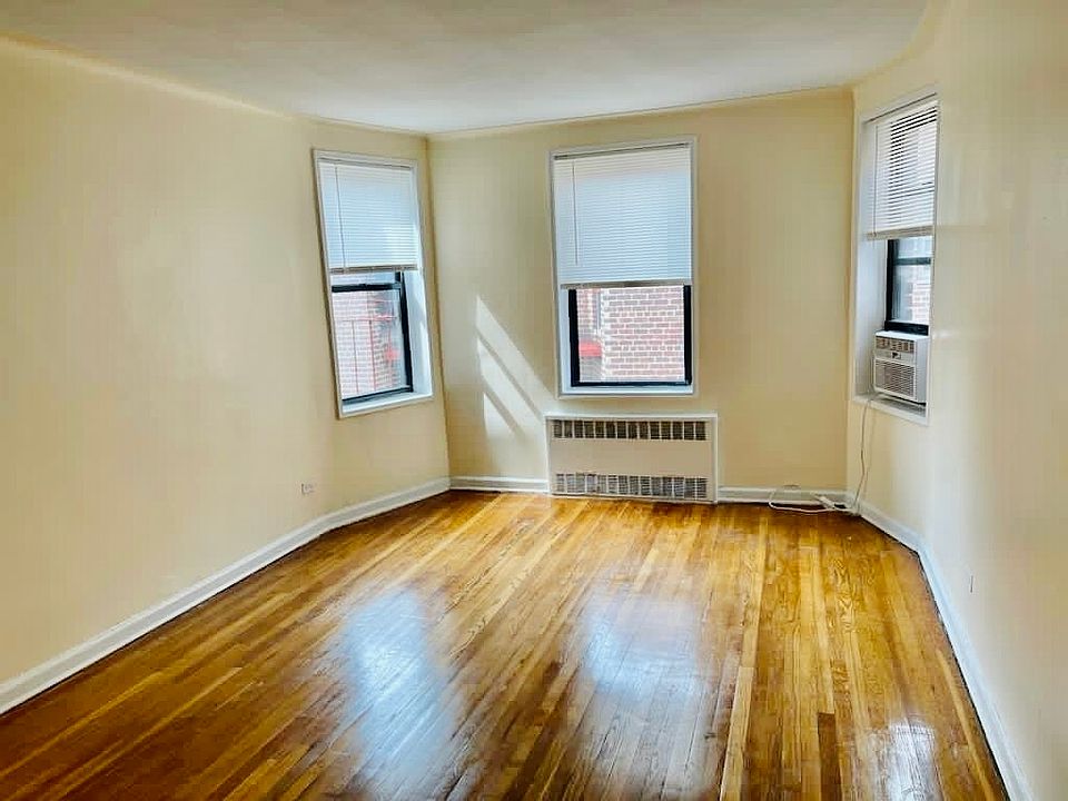 1st image of 180 E 17th St APT 604