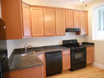 5th image of 1447 W Olive Ave