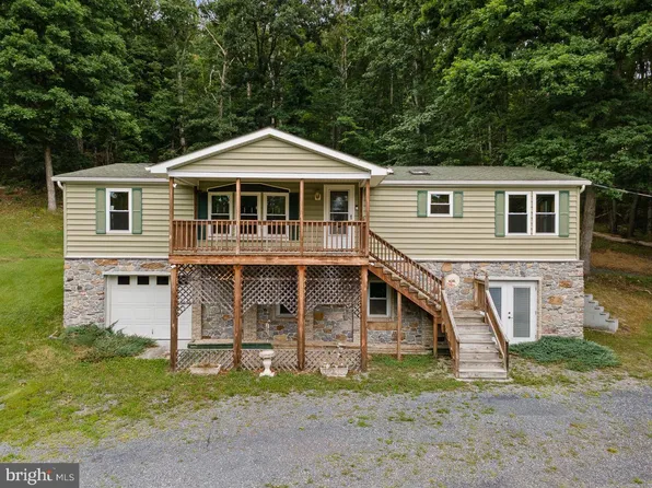 6426 Paw Rd, Paw Paw, WV 25434