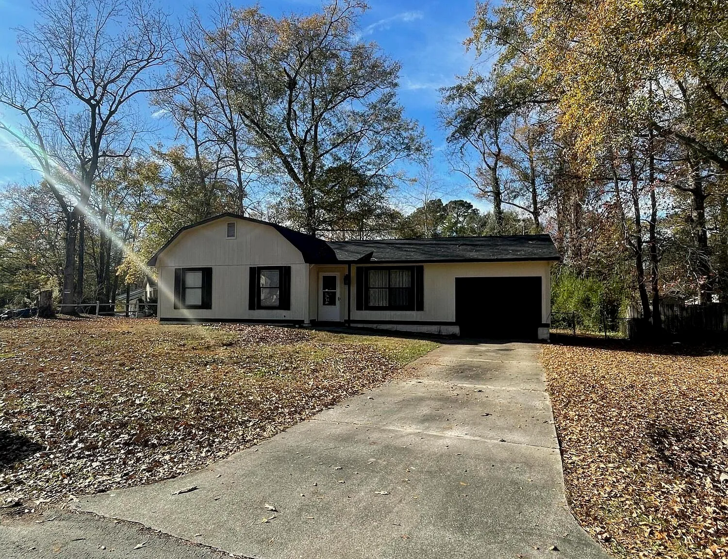 3 bed, 1.5 bath, $1,250 — Photo 4