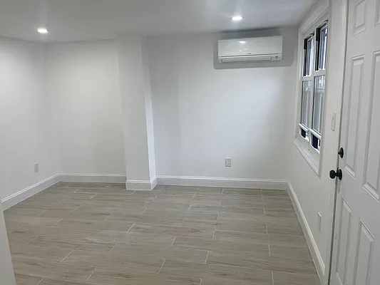 Rented by Daniel Gale Sotheby's International Realty | media 26