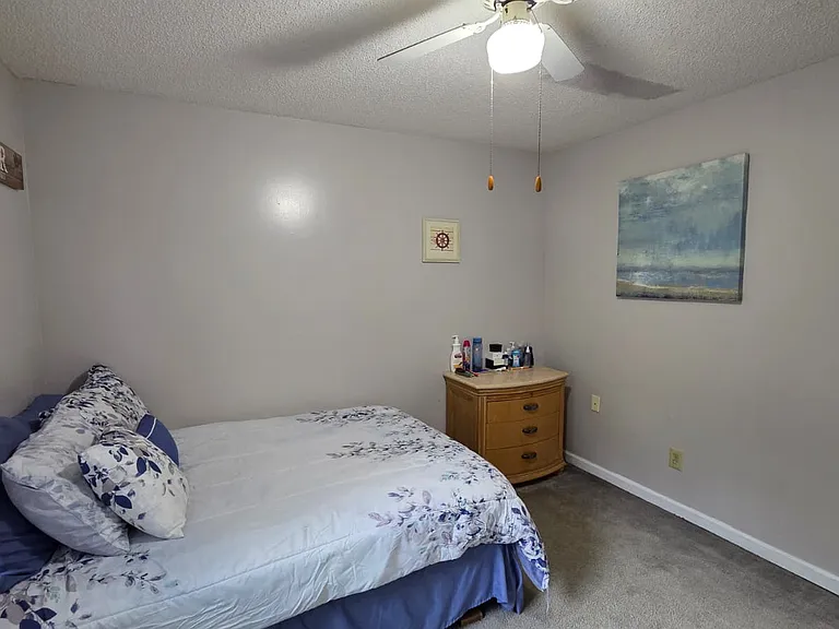 2005 Mount Vernon Rd #- ROOM FOR RENT — Photo 2