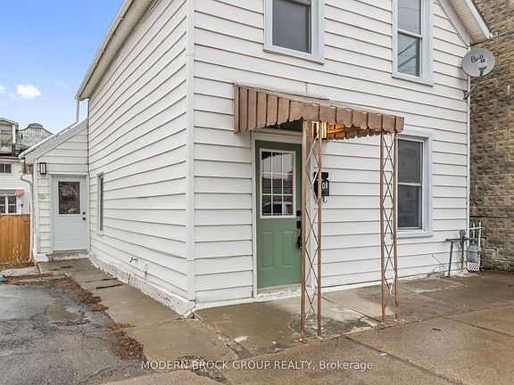 2nd image of 108 George St