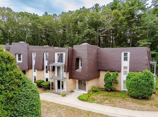 6 Shadowbrook Ln APT 36, Milford, MA 01757
