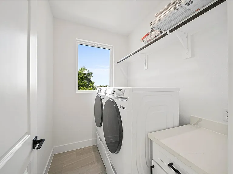 3215 Ennis St #D — Photo 26