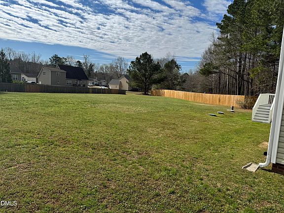 2nd image of 1417 Pleasant Quail Ct