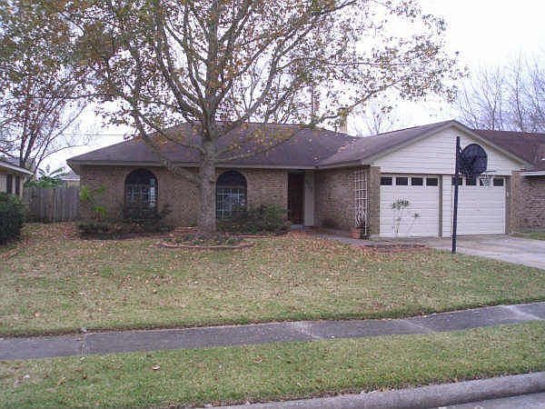 1st image of 317 Forest Hills Dr