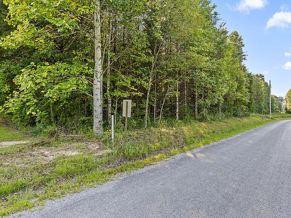 2nd image of 816 Brock Hollow Rd