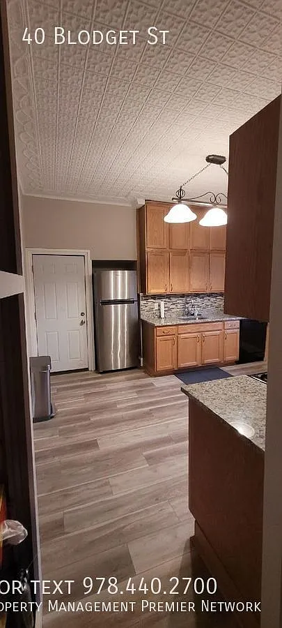 Large 2 Bedroom in North-End Manchester — Photo 3