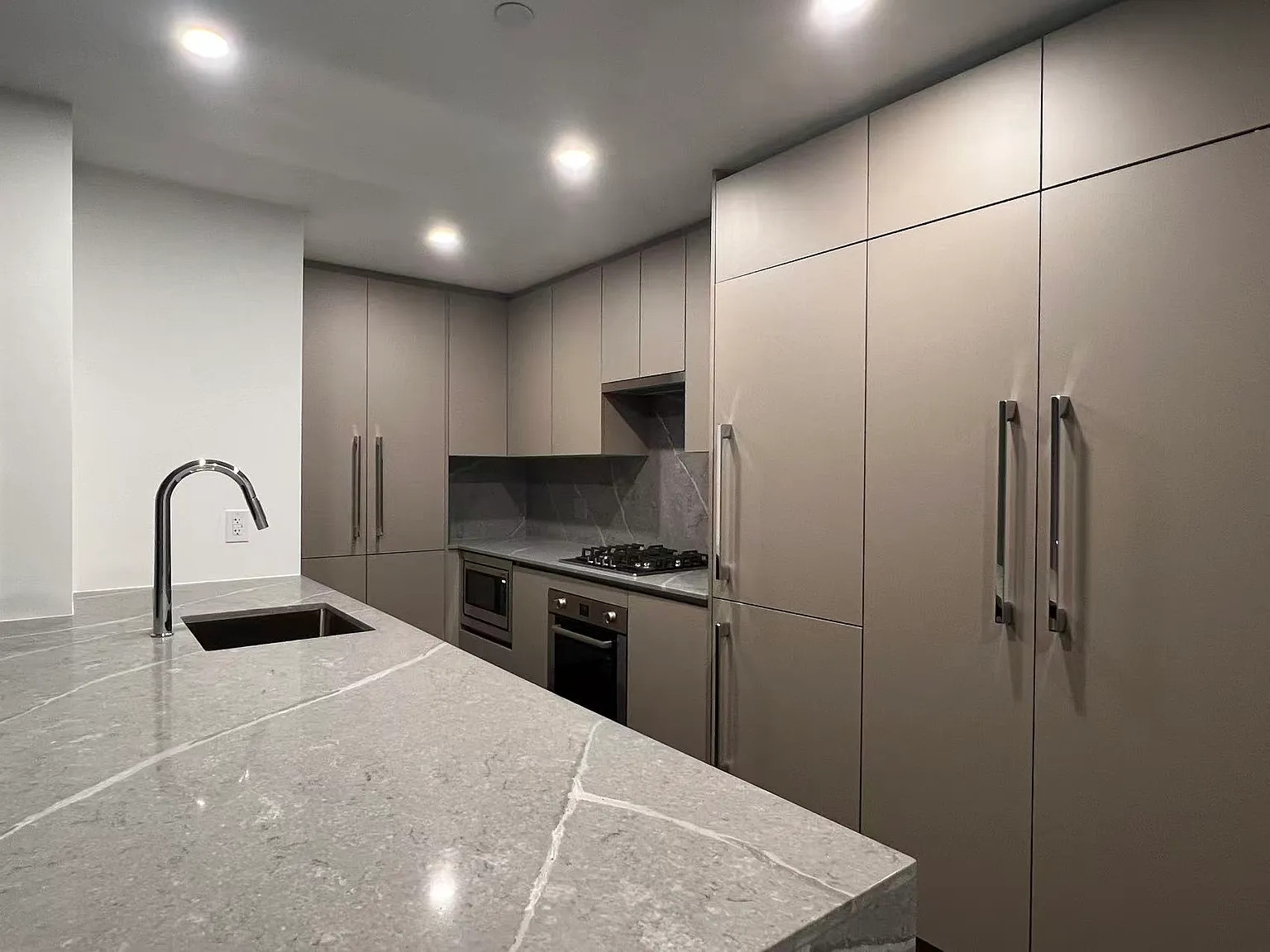 7977 Lansdowne Rd #90X photo 1