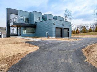 28 Kokora Ave, Montville, NJ 07045