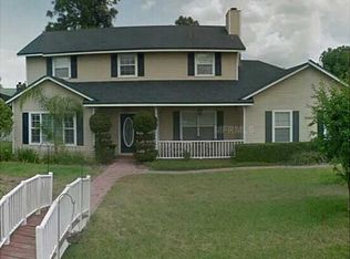935 Magnolia Dr, Chuluota, FL 32766