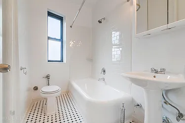 Rented by Hillel Realty Group