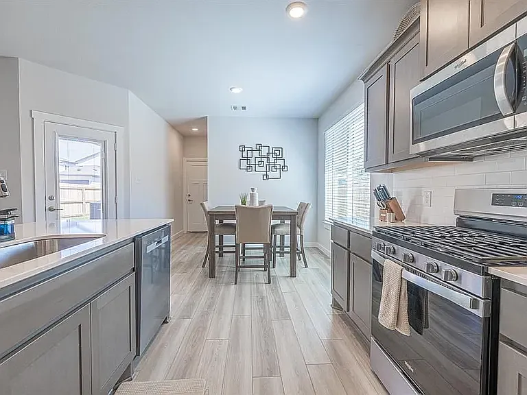 1125 Amistad Loop — Photo 11
