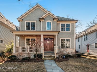 1517 Elmwood Ave, Wilmette, IL, 60091