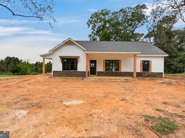 781 Old Brock Rd, Rockmart, GA 30153