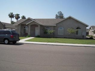 2319 W Sunnyside Ave, Visalia, CA 93277