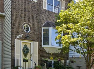 2421 Vineyard Ln, Crofton, MD 21114