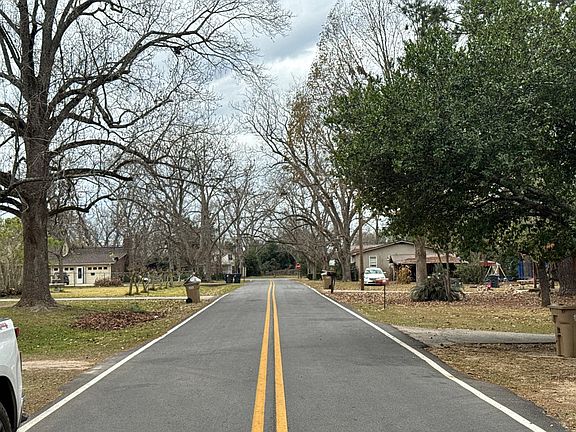 4th image of 126 Branch Dr