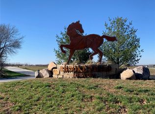 11854 NW Brookefield Ct, Grimes, IA 50111