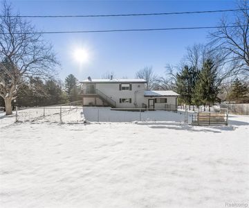 10401 Willow Rd, Willis, MI, 48191