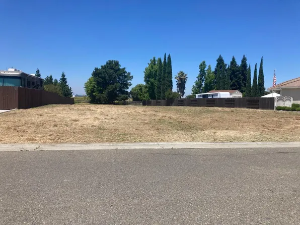 14030 Islandview Way, Walnut Grove, CA 95690