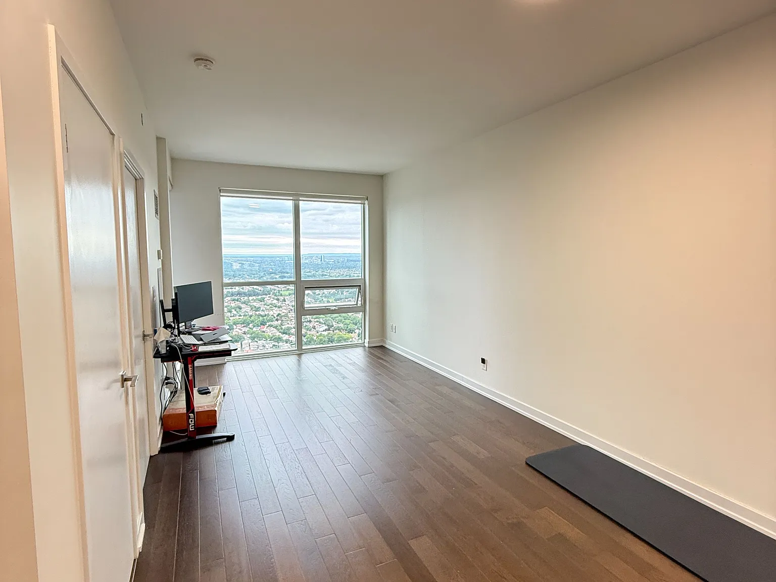 1 bed, $2,199 — Photo 4
