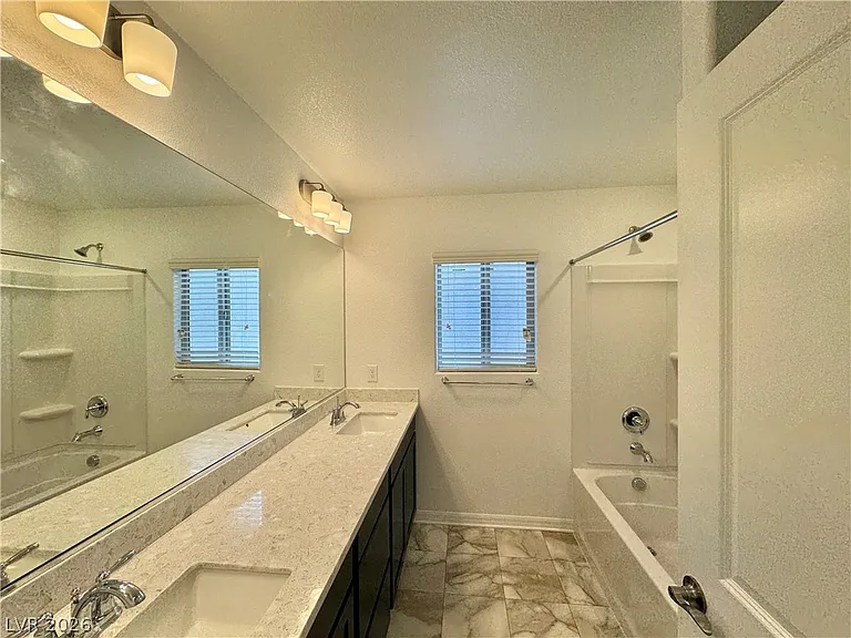 5772 Yellow House St — Photo 42