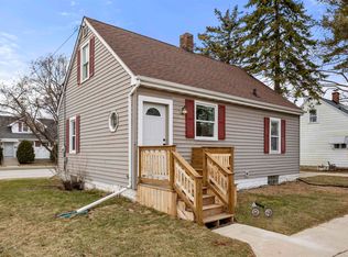 1315 12th Ave, Green Bay, WI 54304