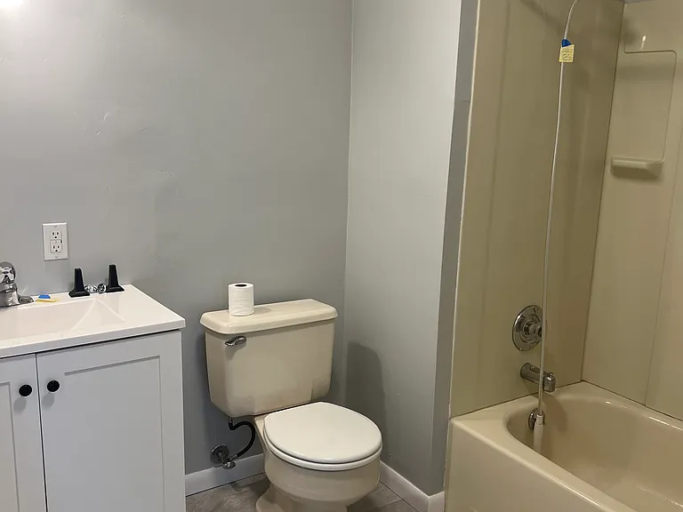6685 Hollywood Dr — Photo 8
