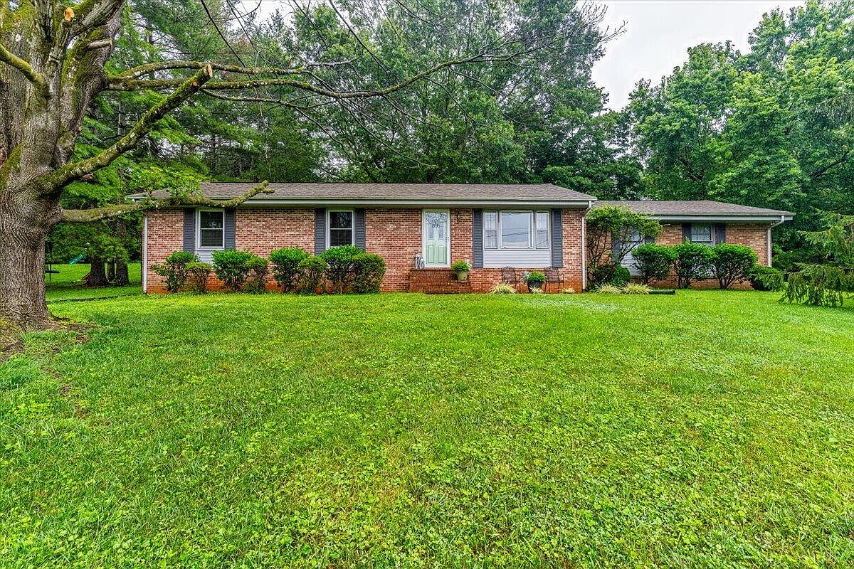 251 Little Mountain Cir, Rocky Mount, VA 24151 Zillow