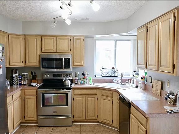 2nd image of 1020 Woodsmans Reach